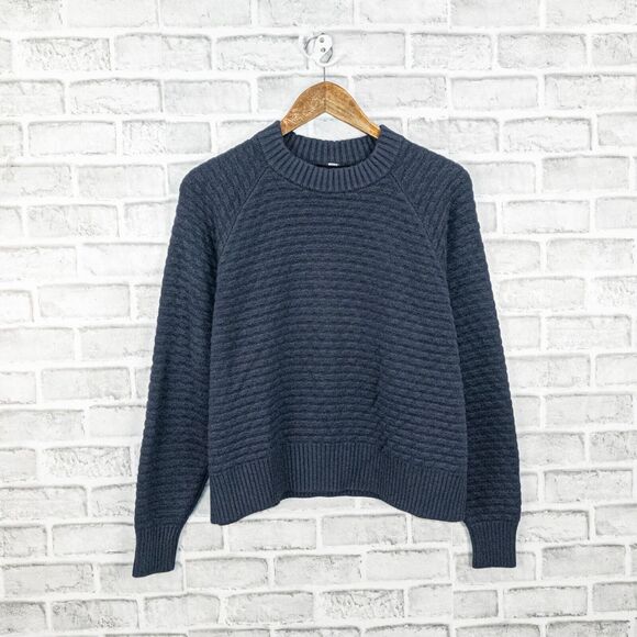 Lululemon Women's Textured Play Crew Sweater crew pullover blue size Large - Picture 6 of 9